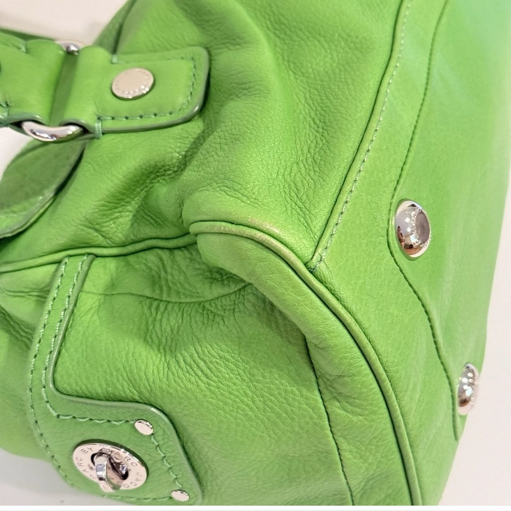 Marc by Marc Jacobs Lime Kelly Green Leather Shoulder Bag GUC - Picture 7 of 15